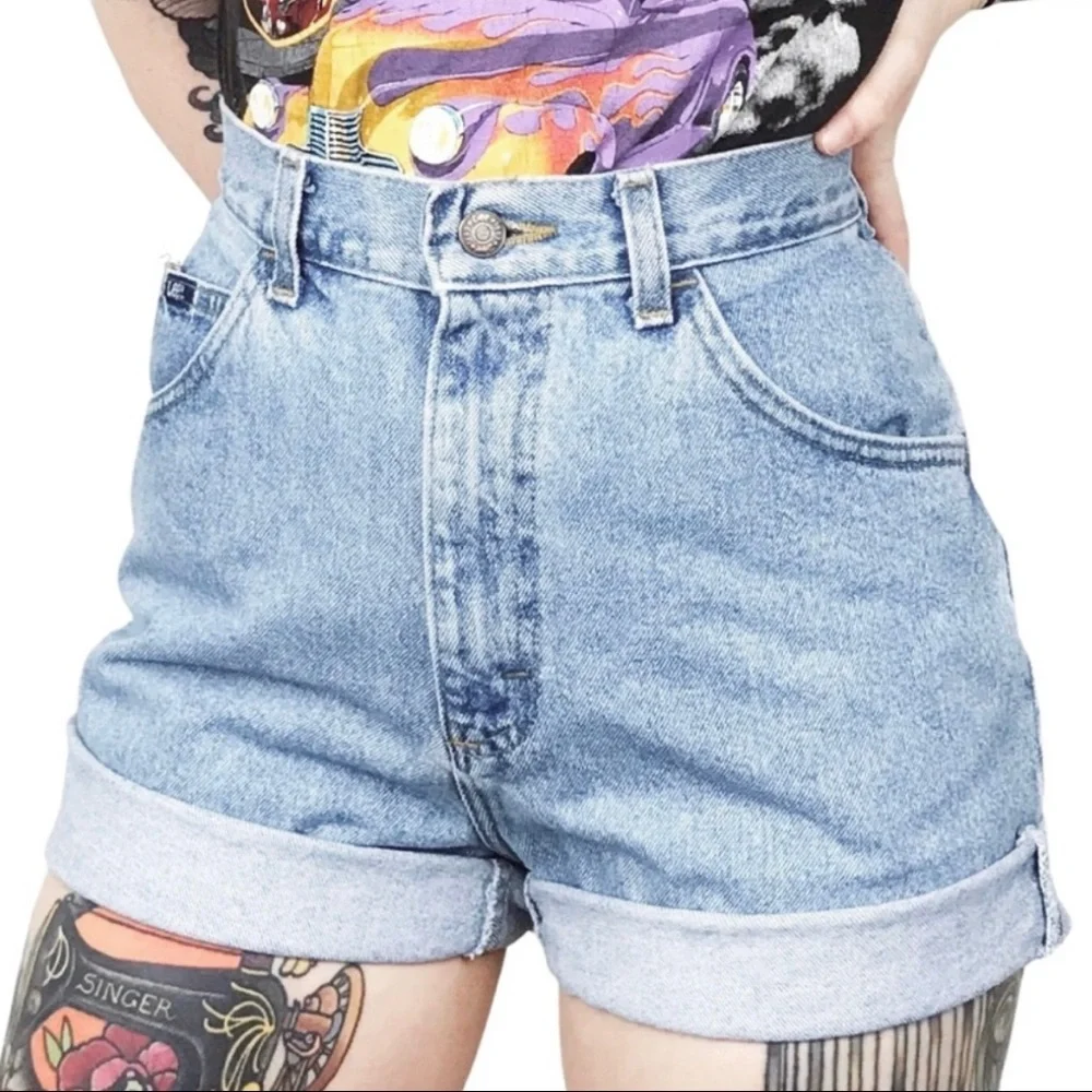Vintage 90s Lee High Rise Loose Fit Bermuda Mom Shorts Light Wash Faded Denim XL